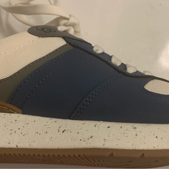 New UGG retrainers - Picture 2 of 5